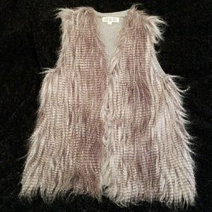 Fur vest